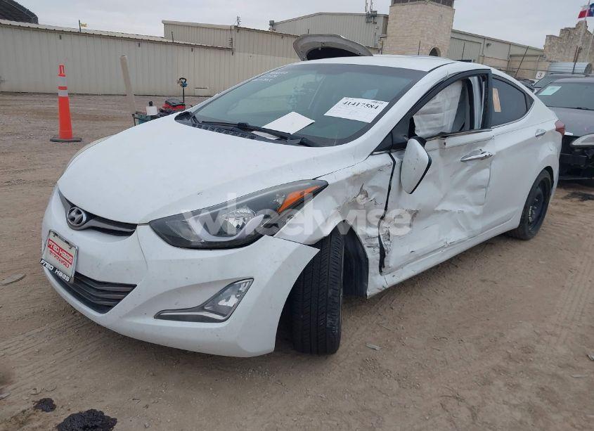 Photo 2 of 2016 Hyundai Elantra LIMITED (VIN 5NPDH4AE2GH709246)