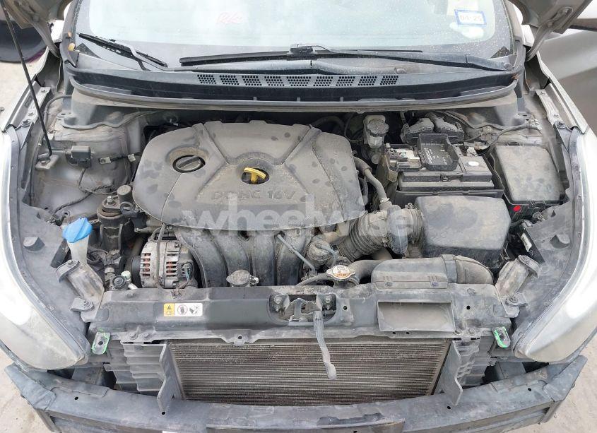 Photo 10 of 2016 Hyundai Elantra SE (VIN 5NPDH4AE2GH715001)