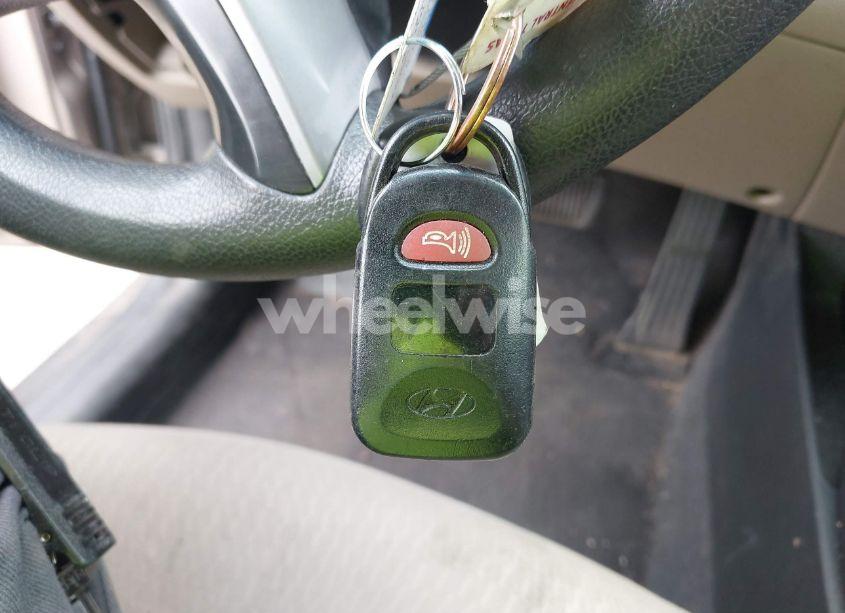 Photo 11 of 2016 Hyundai Elantra SE (VIN 5NPDH4AE2GH715001)