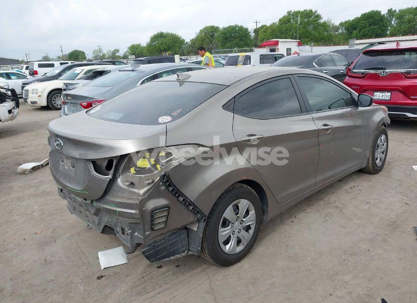 Photo 4 of 2016 Hyundai Elantra SE (VIN 5NPDH4AE2GH715001)