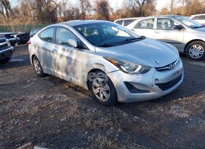 2016 Hyundai Elantra SE (VIN 5NPDH4AE2GH740187) main photo
