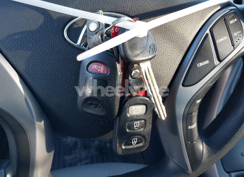 Photo 11 of 2016 Hyundai Elantra SE (VIN 5NPDH4AE2GH740187)