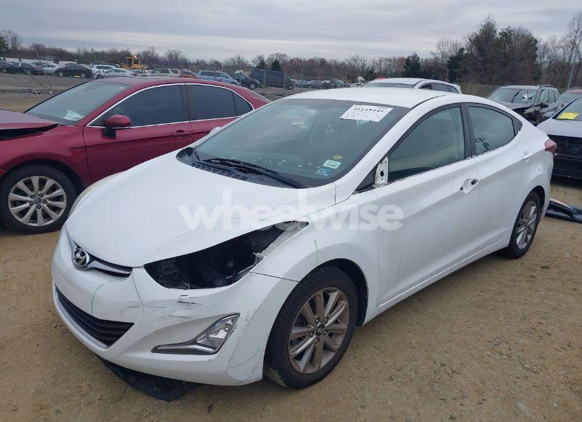 Photo 2 of 2016 Hyundai Elantra SE (VIN 5NPDH4AE2GH747074)