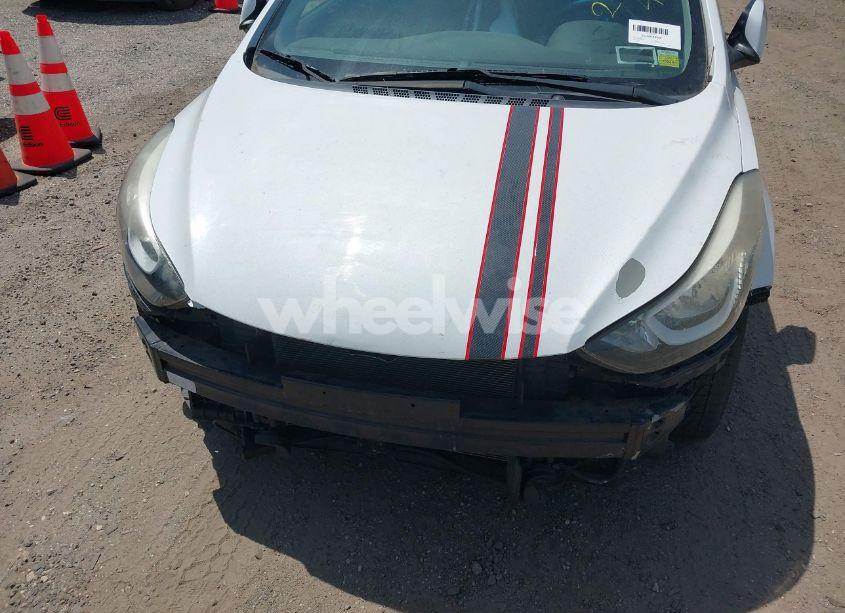 Photo 6 of 2016 Hyundai Elantra SE (VIN 5NPDH4AE2GH748919)