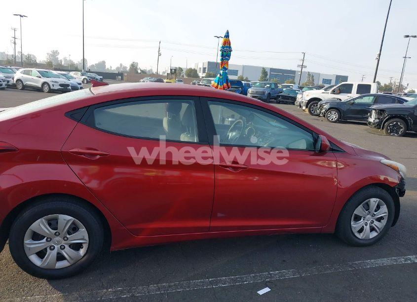 Photo 14 of 2016 Hyundai Elantra SE (VIN 5NPDH4AE2GH751223)