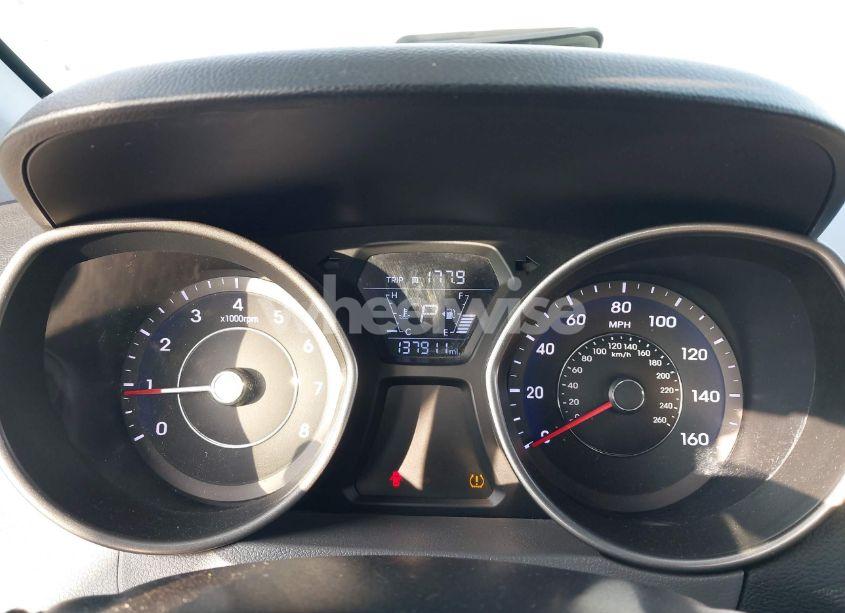 Photo 7 of 2016 Hyundai Elantra SE (VIN 5NPDH4AE2GH751223)