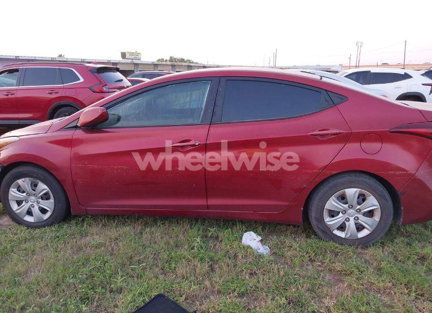 Photo 15 of 2016 Hyundai Elantra SE (VIN 5NPDH4AE2GH751769)