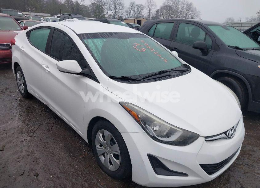 2016 Hyundai Elantra SE (VIN 5NPDH4AE2GH751805) main photo