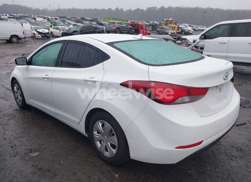 Photo 3 of 2016 Hyundai Elantra SE (VIN 5NPDH4AE2GH751805)