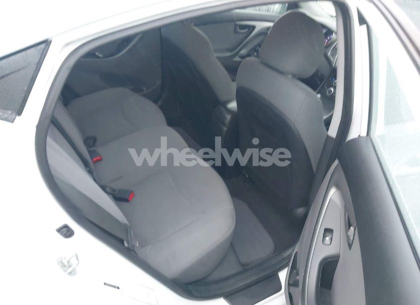 Photo 8 of 2016 Hyundai Elantra SE (VIN 5NPDH4AE2GH751805)