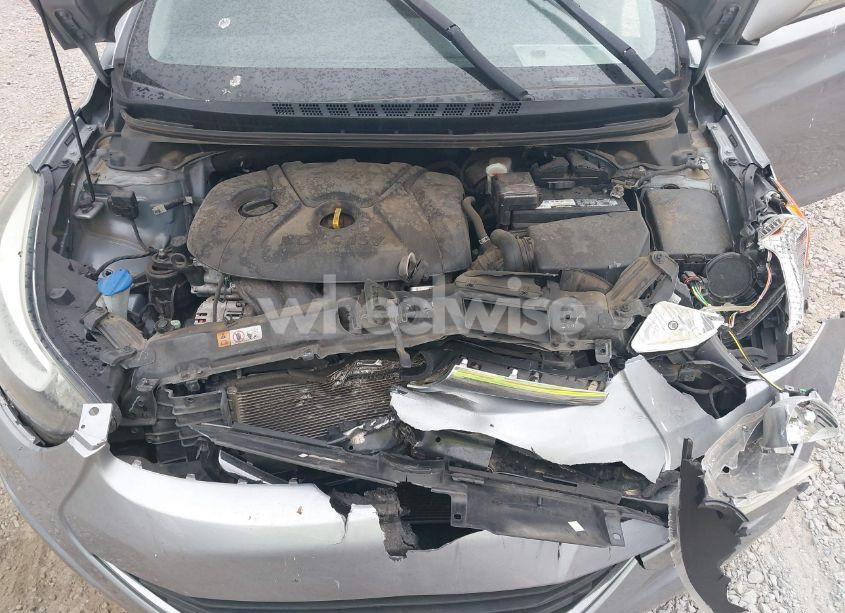 Photo 10 of 2016 Hyundai Elantra SE (VIN 5NPDH4AE2GH753344)