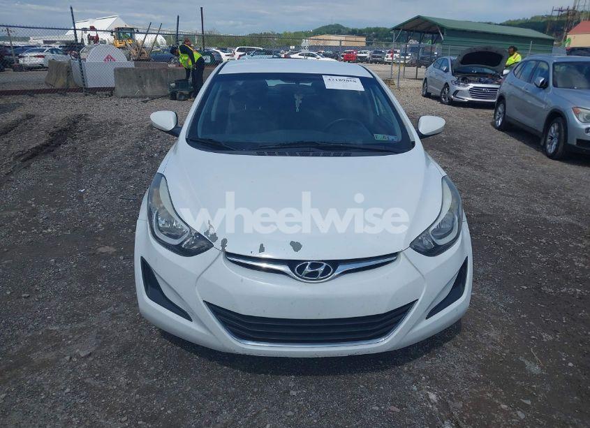 Photo 11 of 2016 Hyundai Elantra SE (VIN 5NPDH4AE2GH756485)