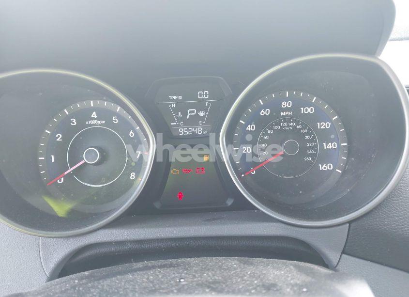 Photo 7 of 2016 Hyundai Elantra SE (VIN 5NPDH4AE2GH756485)