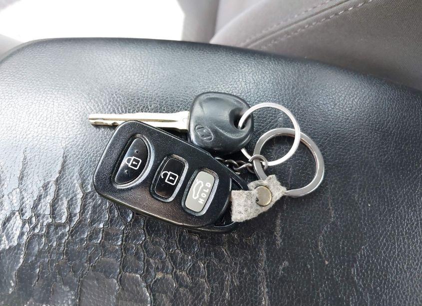 Photo 11 of 2016 Hyundai Elantra SE (VIN 5NPDH4AE2GH756843)