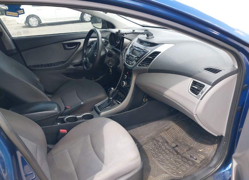 Photo 5 of 2016 Hyundai Elantra SE (VIN 5NPDH4AE2GH756843)