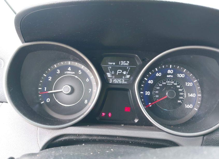 Photo 7 of 2016 Hyundai Elantra SE (VIN 5NPDH4AE2GH756843)