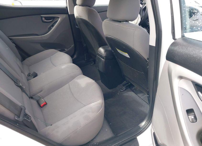 Photo 8 of 2016 Hyundai Elantra SE (VIN 5NPDH4AE2GH758074)