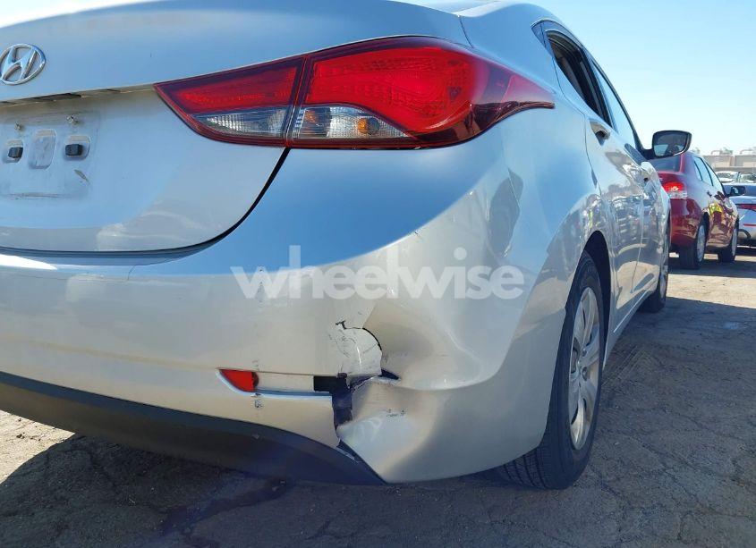 Photo 19 of 2016 Hyundai Elantra SE (VIN 5NPDH4AE2GH762500)