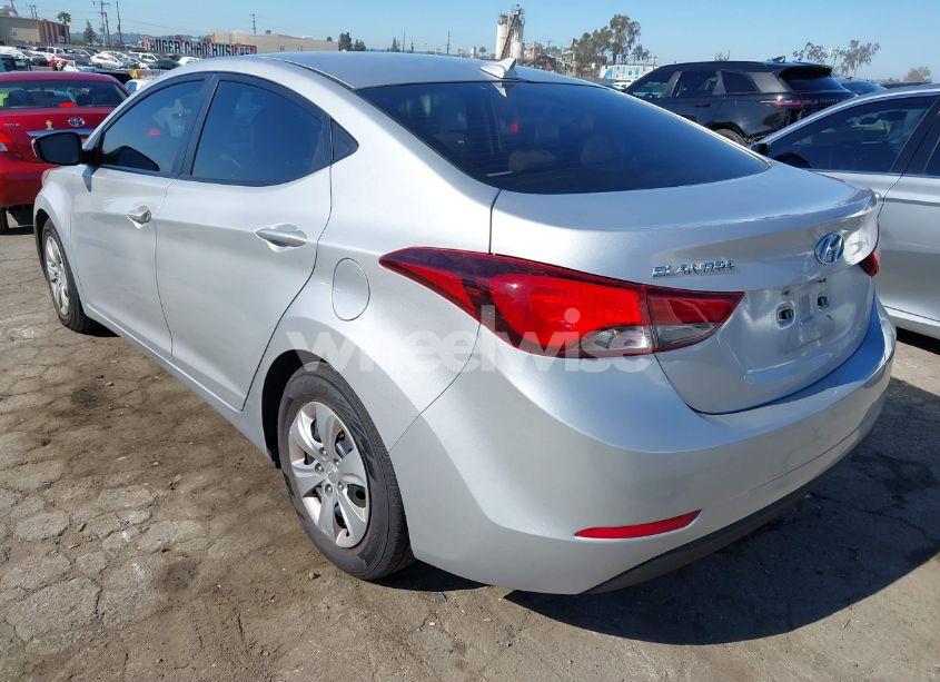 Photo 3 of 2016 Hyundai Elantra SE (VIN 5NPDH4AE2GH762500)