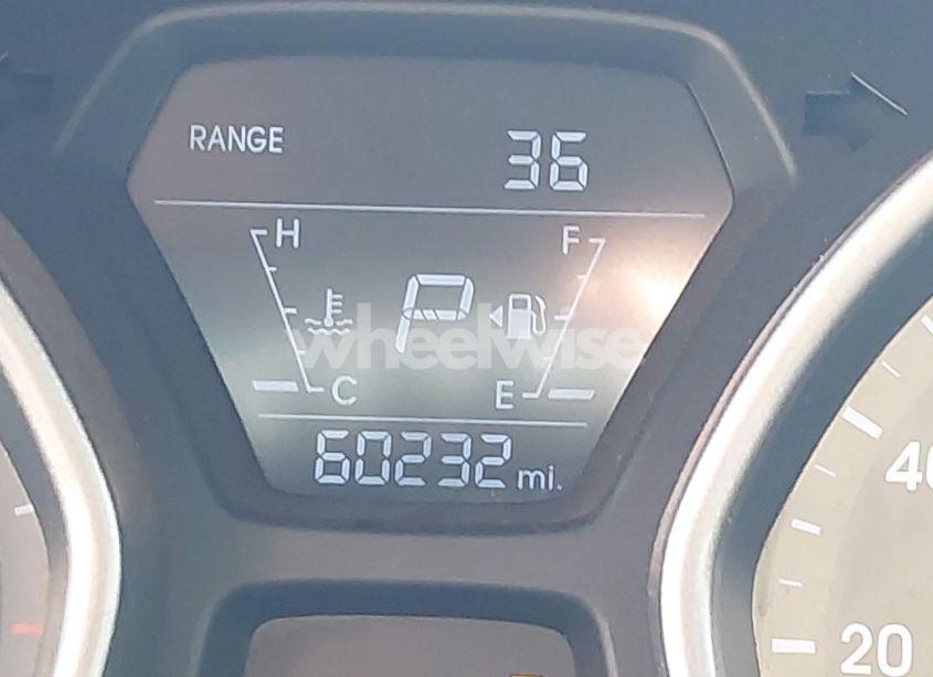 Photo 15 of 2016 Hyundai Elantra SE (VIN 5NPDH4AE2GH767325)