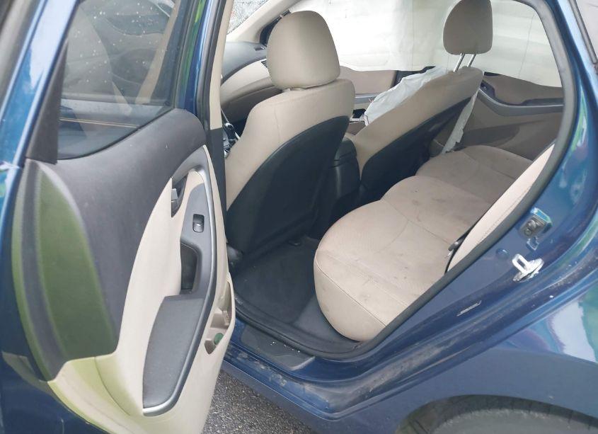 Photo 8 of 2016 Hyundai Elantra SE (VIN 5NPDH4AE2GH773321)