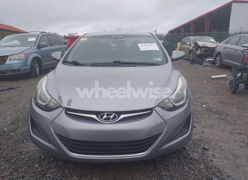 Photo 12 of 2016 Hyundai Elantra SE (VIN 5NPDH4AE2GH780706)