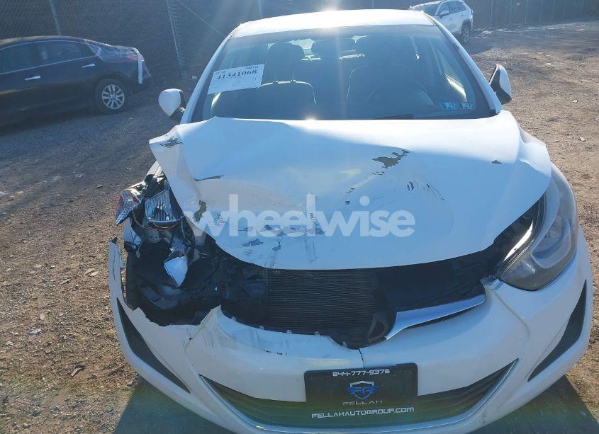 Photo 10 of 2016 Hyundai Elantra SE (VIN 5NPDH4AE2GH786473)