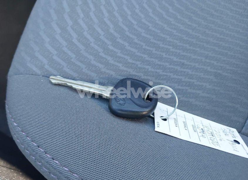 Photo 11 of 2016 Hyundai Elantra SE (VIN 5NPDH4AE2GH786473)