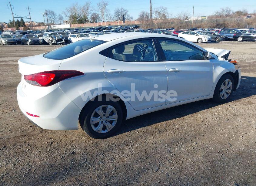 Photo 4 of 2016 Hyundai Elantra SE (VIN 5NPDH4AE2GH786473)