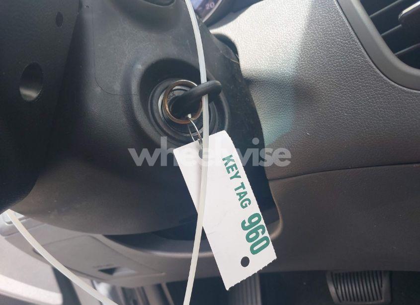 Photo 11 of 2011 Hyundai Elantra GLS (VIN 5NPDH4AE3BH018025)