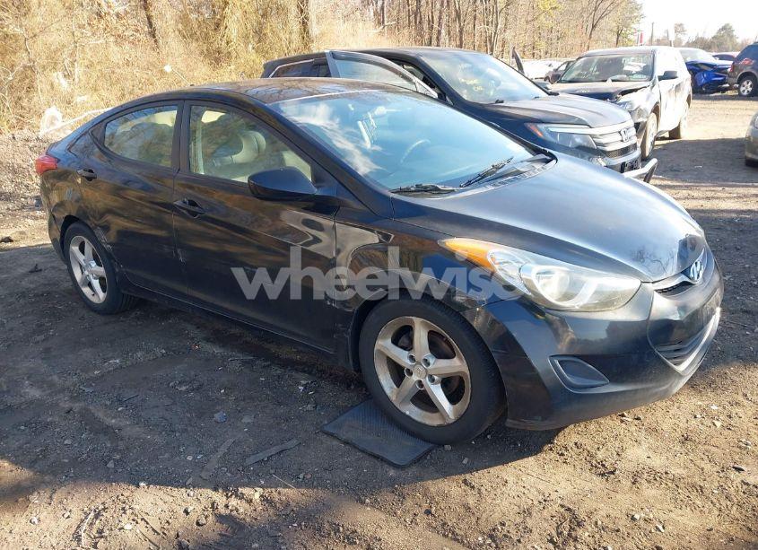 2011 Hyundai Elantra GLS (VIN 5NPDH4AE3BH030000) main photo