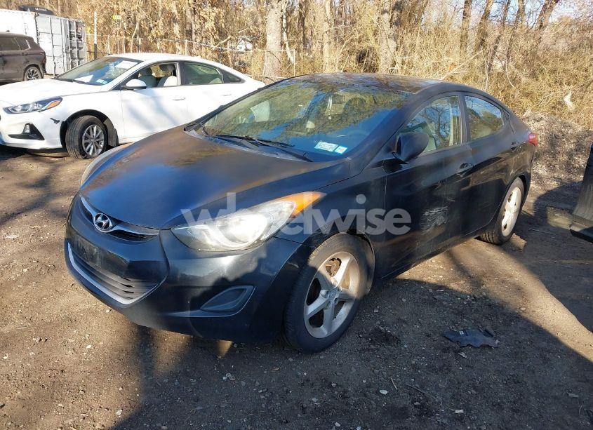 Photo 2 of 2011 Hyundai Elantra GLS (VIN 5NPDH4AE3BH030000)