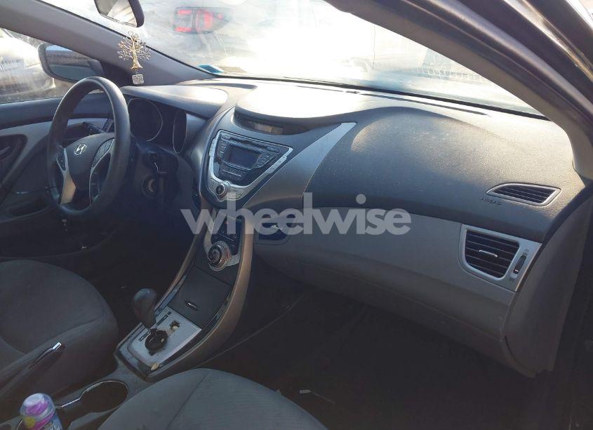 Photo 5 of 2011 Hyundai Elantra GLS (VIN 5NPDH4AE3BH030000)