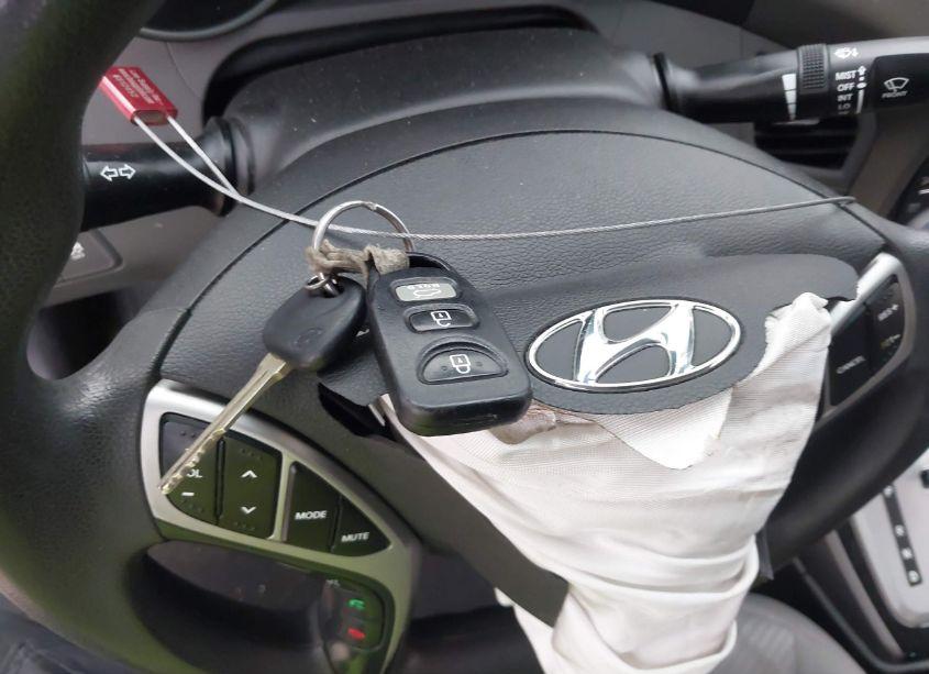 Photo 11 of 2011 Hyundai Elantra GLS (VIN 5NPDH4AE3BH037805)