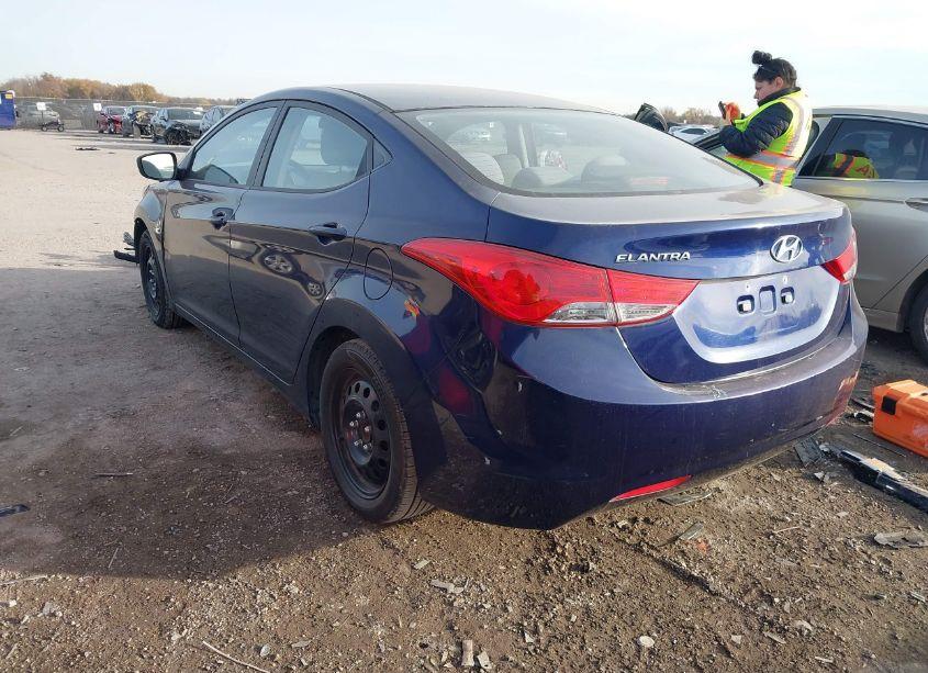 Photo 3 of 2011 Hyundai Elantra GL (VIN 5NPDH4AE3BH047783)