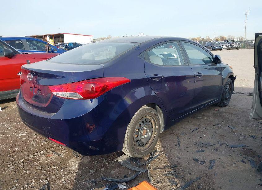 Photo 4 of 2011 Hyundai Elantra GL (VIN 5NPDH4AE3BH047783)