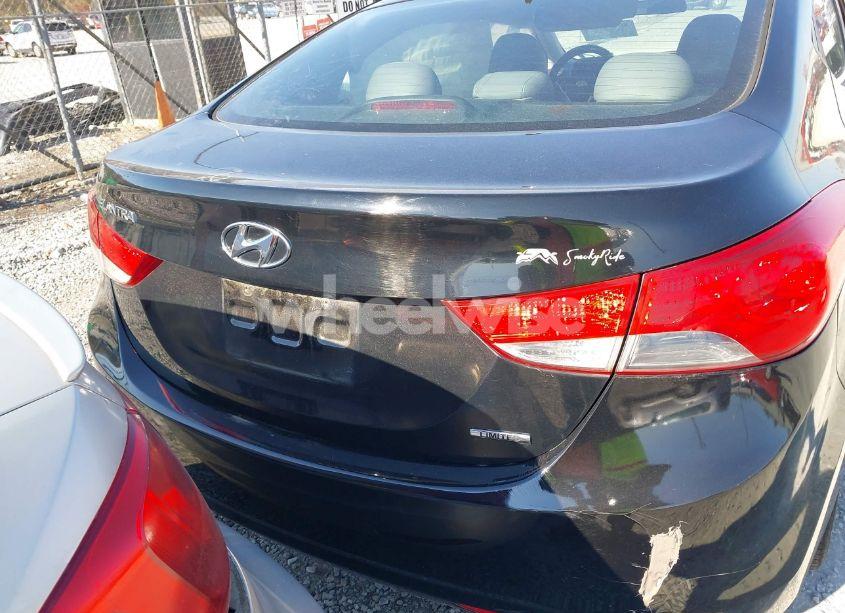 Photo 16 of 2011 Hyundai Elantra LIMITED (VIN 5NPDH4AE3BH075258)