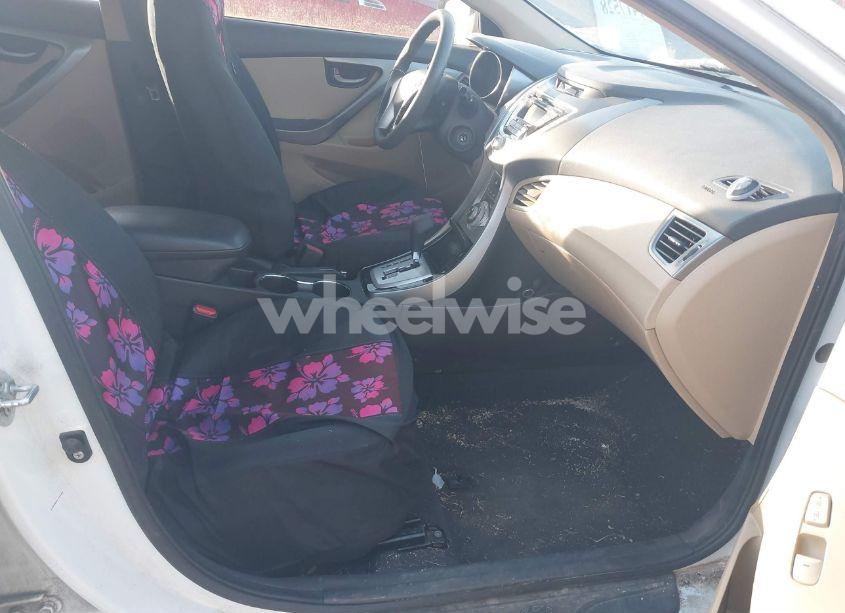 Photo 5 of 2012 Hyundai Elantra GLS (VIN 5NPDH4AE3CH066898)