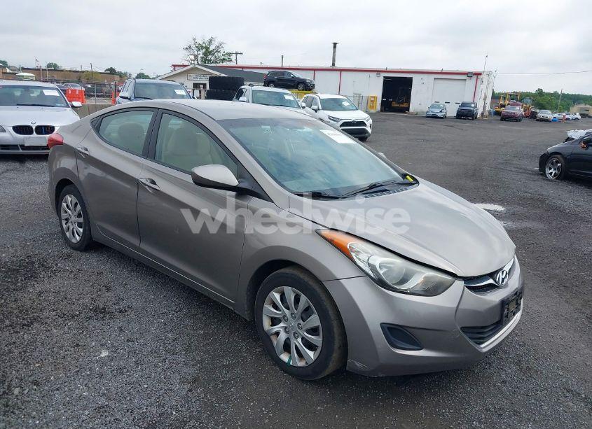 2012 Hyundai Elantra GLS (VIN 5NPDH4AE3CH067663) main photo