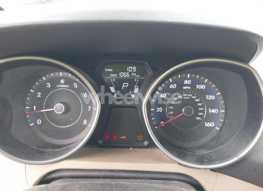 Photo 7 of 2012 Hyundai Elantra GLS (VIN 5NPDH4AE3CH067663)