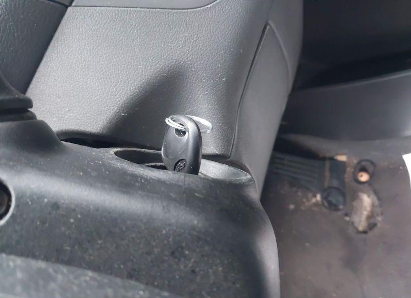 Photo 11 of 2012 Hyundai Elantra GLS (VIN 5NPDH4AE3CH067839)