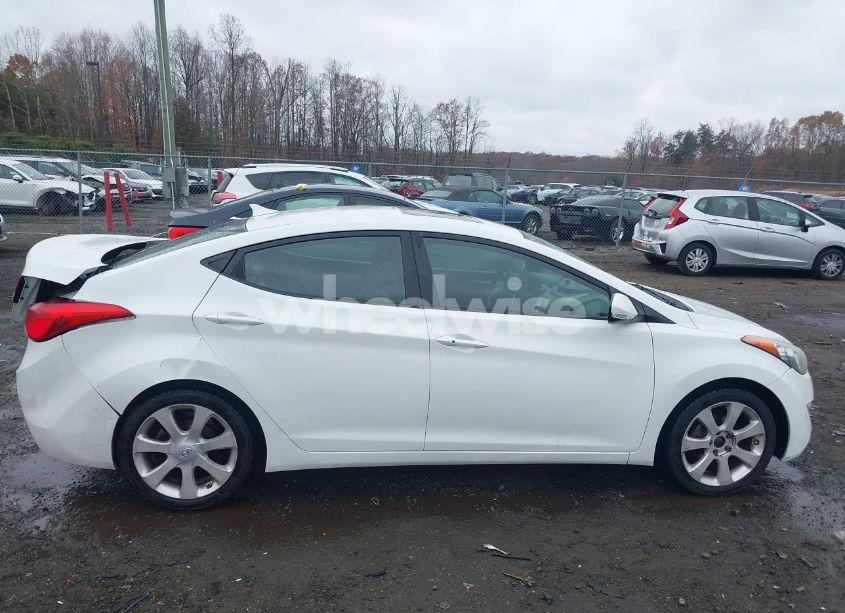 Photo 13 of 2012 Hyundai Elantra LIMITED (VIN 5NPDH4AE3CH082454)