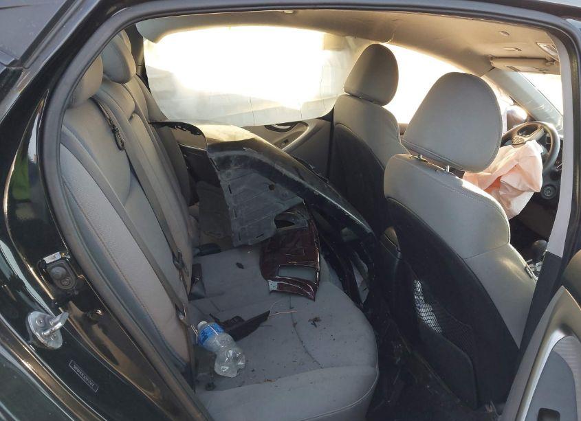 Photo 8 of 2012 Hyundai Elantra GLS (VIN 5NPDH4AE3CH117414)