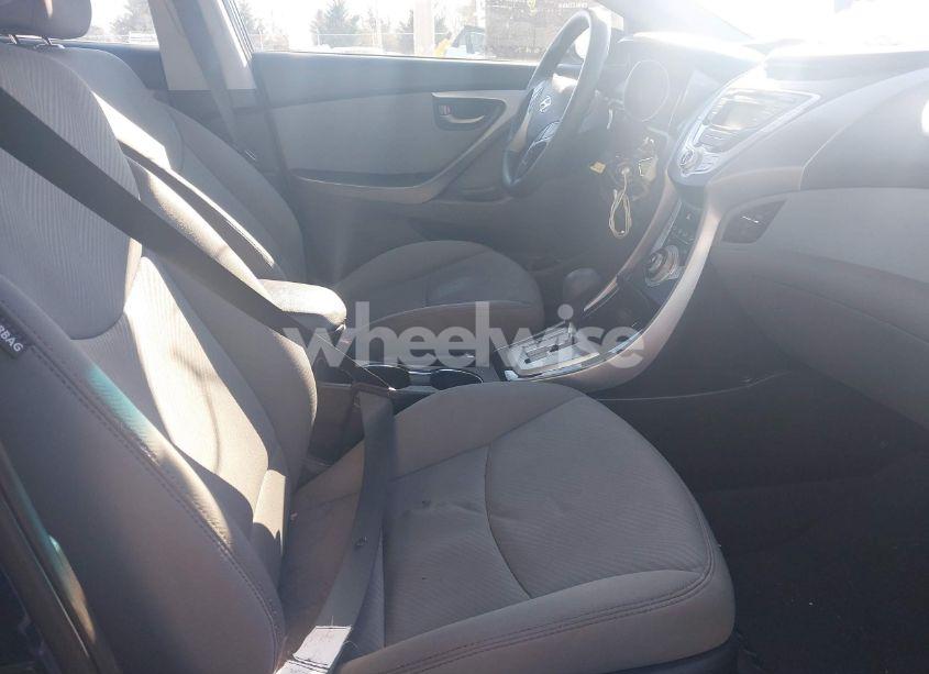 Photo 5 of 2012 Hyundai Elantra GLS (VIN 5NPDH4AE3CH133919)
