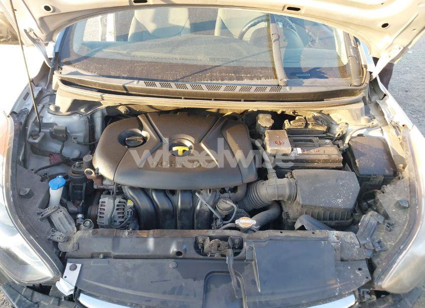 Photo 10 of 2012 Hyundai Elantra GLS (VIN 5NPDH4AE3CH138750)