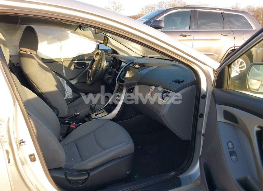 Photo 5 of 2012 Hyundai Elantra GLS (VIN 5NPDH4AE3CH138750)