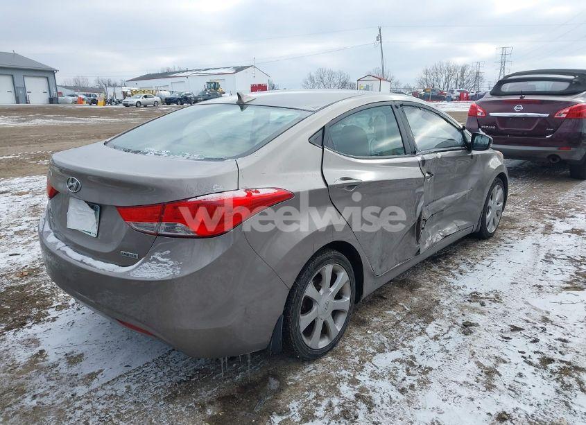 Photo 4 of 2013 Hyundai Elantra LIMITED (VIN 5NPDH4AE3DH175928)