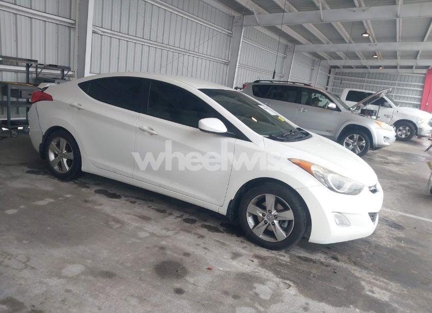 2013 Hyundai Elantra GLS (VIN 5NPDH4AE3DH191014) main photo