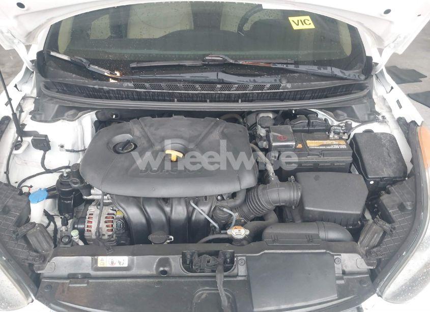 Photo 10 of 2013 Hyundai Elantra GLS (VIN 5NPDH4AE3DH191014)