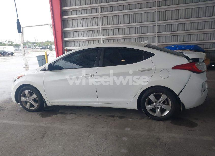 Photo 14 of 2013 Hyundai Elantra GLS (VIN 5NPDH4AE3DH191014)
